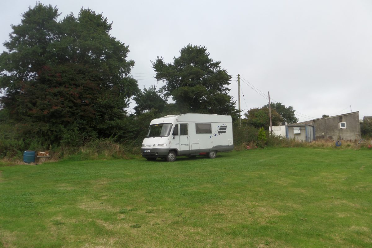 Barwick Farm Britstop (C9). We stopped here 13th and 14th September 2016. Very friendly and helpful farmer. 